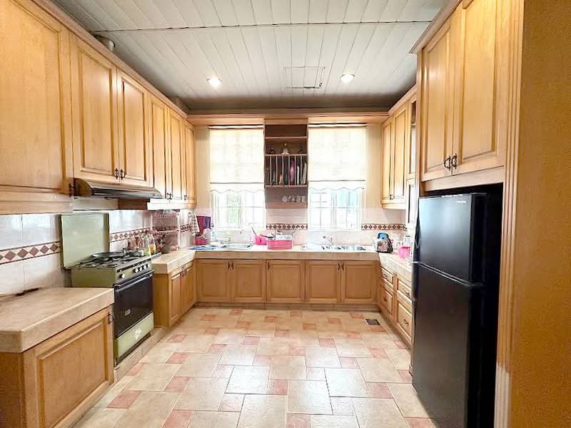 Bungalow House untuk Dijual di Tropicana Golf and Country Resort (Tropicana) - Vincent Liaw - Kitchen - PropertyGuru.com.my