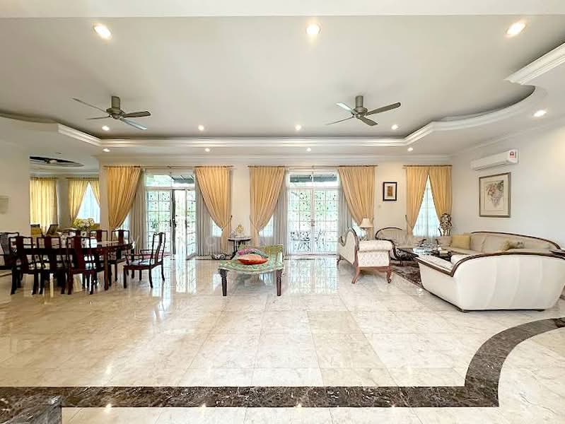 Bungalow House untuk Dijual di Tropicana Golf and Country Resort (Tropicana) - Vincent Liaw - Living Room - PropertyGuru.com.my