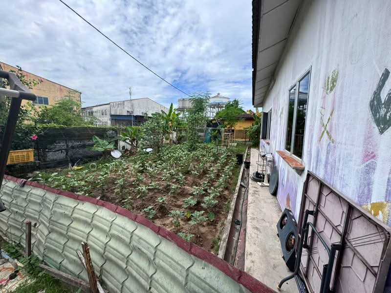 1-storey Terraced House for Sale in Taman Seri Inderapura (Kuantan) - Mohammad Azizi - PropertyGuru.com.my