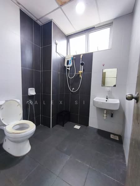 Servis Apartment untuk Disewa di Larkin Heights - Alex Sieh - PropertyGuru.com.my
