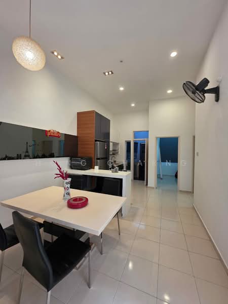 Rumah Teres 1 Tingkat untuk Disewa di Johor Bahru (Johor) - Hong Charng Lee - Dining Room - PropertyGuru.com.my