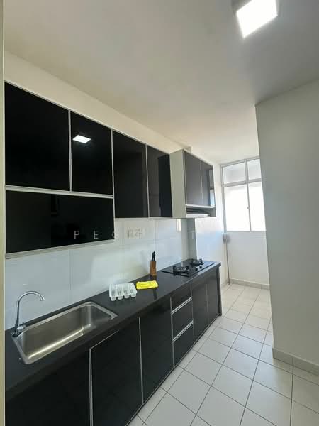 Kondominium untuk Disewa di Elit Heights @ Bayan City - Peggy Tan - Kitchen - PropertyGuru.com.my