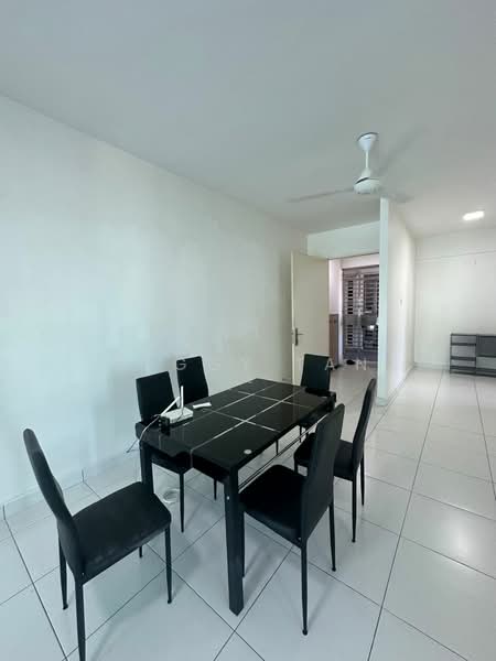 Kondominium untuk Disewa di Elit Heights @ Bayan City - Peggy Tan - Dining Room - PropertyGuru.com.my