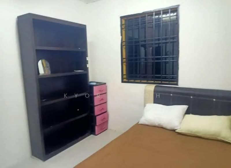 Rumah Teres untuk Disewa di Senai (Kulai) - Kyoris Loh - Bedroom - PropertyGuru.com.my