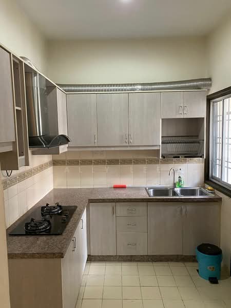 Terraced House for Rent in Putra Heights (Subang Jaya) - Ally Lee - Kitchen - PropertyGuru.com.my