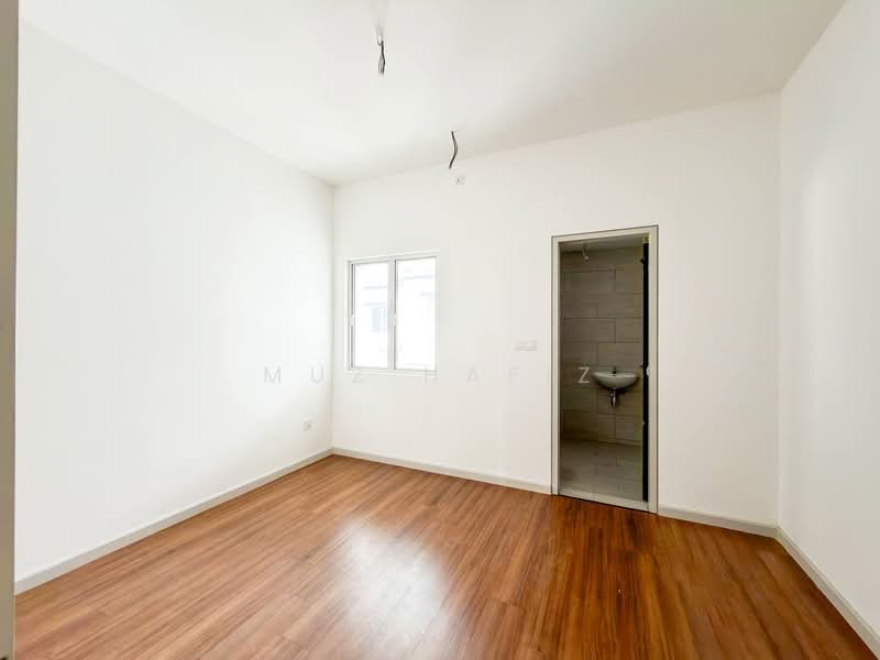 2-storey Terraced House for Sale in Semenyih (Selangor) - Muz Hafiz - PropertyGuru.com.my