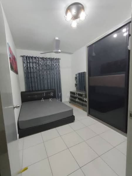 Apartment for Rent at Pangsapuri Seri Utama - Iryani Akhwan - Bedroom - PropertyGuru.com.my