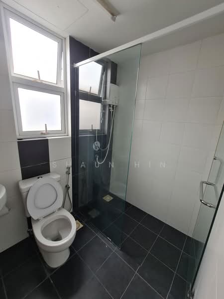 Servis Apartment untuk Disewa di Pacific Place - Shaun Hin - Bathroom - PropertyGuru.com.my