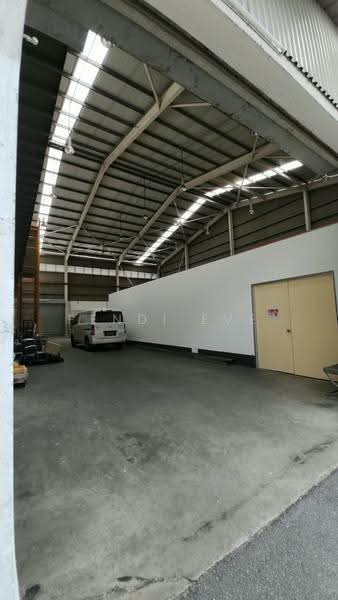 Factory for Rent in Taman Kepong (Kepong) - Fendi Eve - Exterior - PropertyGuru.com.my