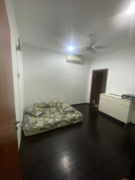 3.5-storey Terraced House for Sale in Ampang (Selangor) - Shafiq Muttalib - Bedroom - PropertyGuru.com.my