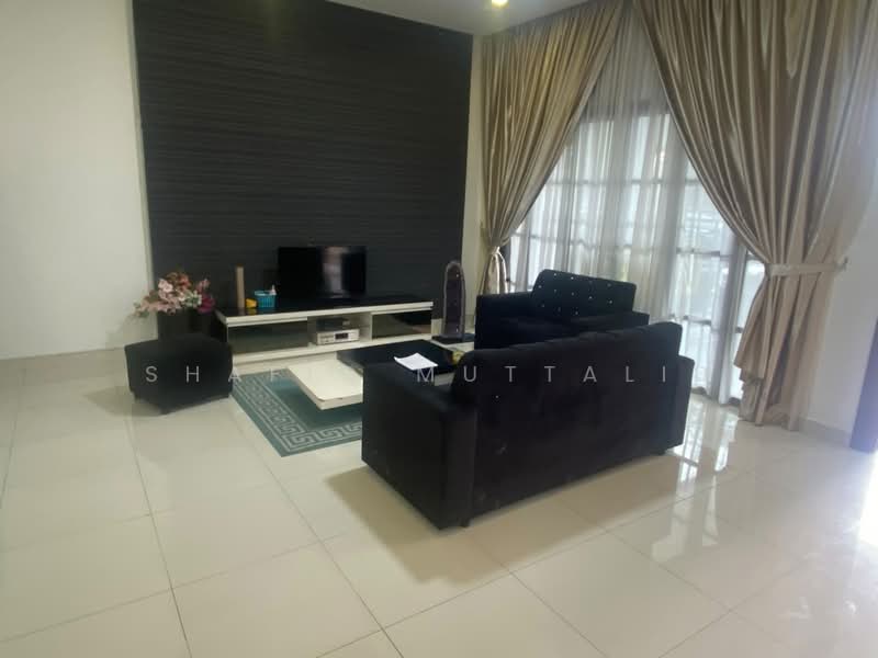 3.5-storey Terraced House for Sale in Ampang (Selangor) - Shafiq Muttalib - Living Room - PropertyGuru.com.my