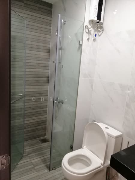 Servis Apartment untuk Disewa di Emporis - Chris Sun - Bathroom - PropertyGuru.com.my