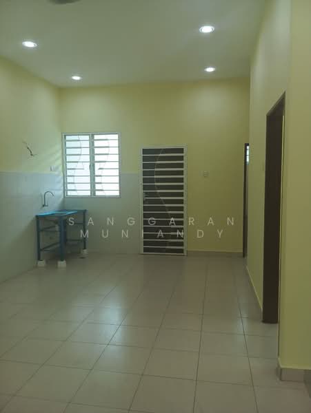 Semi-Detached House for Rent in Lunas (Kedah) - Sanggaran Muniandy - Kitchen - PropertyGuru.com.my
