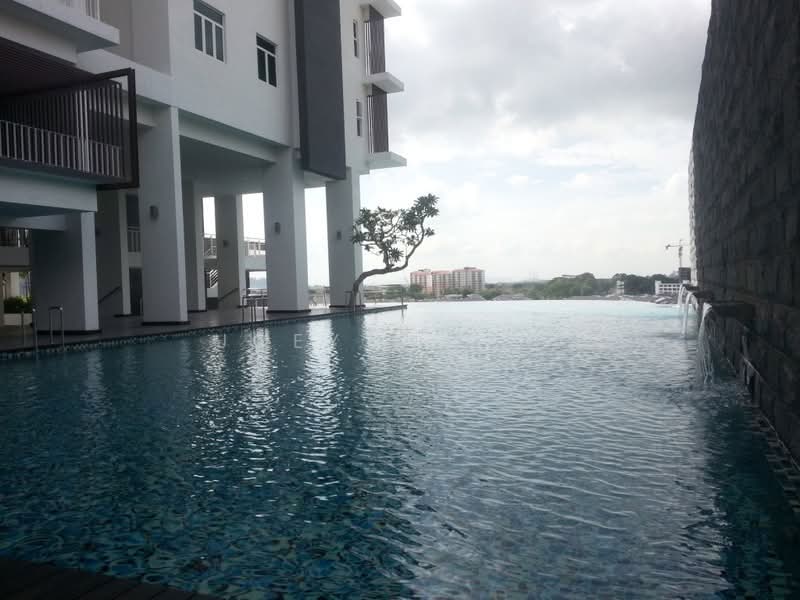 Kondominium untuk Disewa di Reflections Condominium - Joey Cheah - Pool - PropertyGuru.com.my