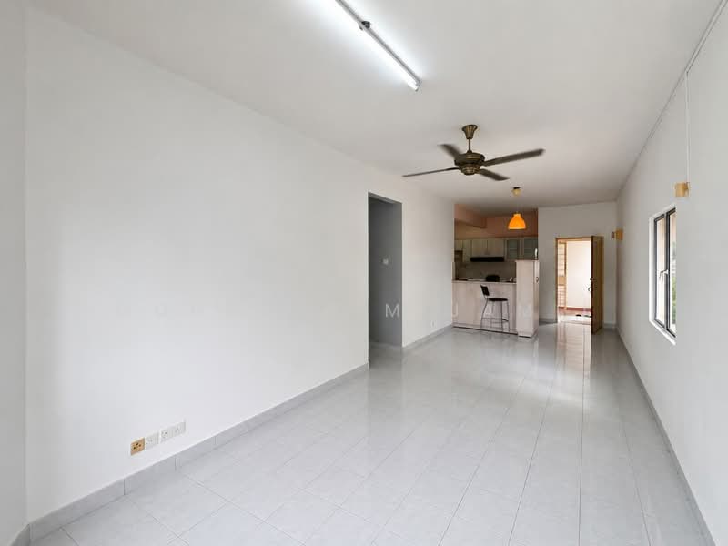 Kondominium untuk Dijual di Oakleaf Park - Mohd Daim Jamil - Living Room - PropertyGuru.com.my