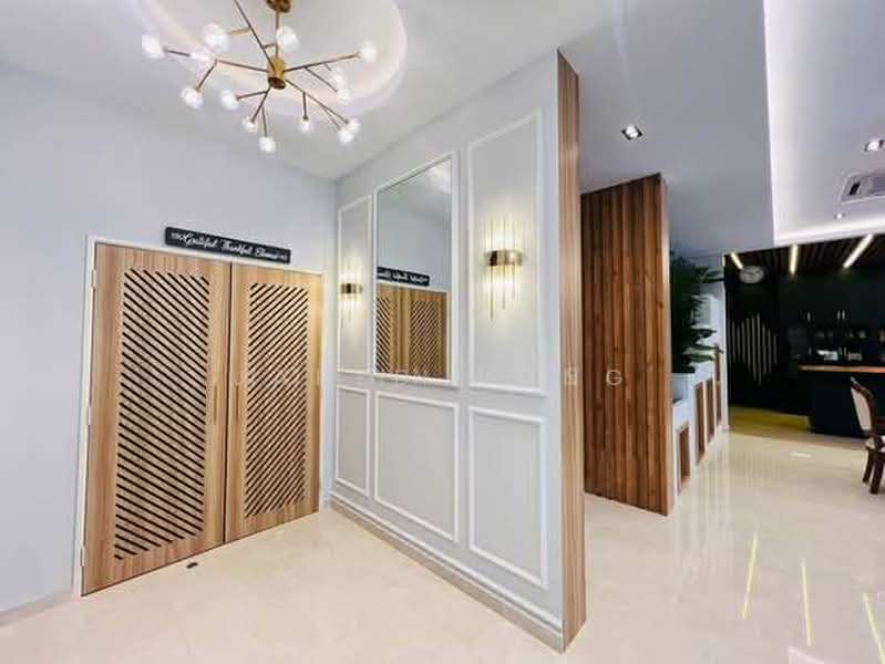 Semi-Detached House for Rent in Cyberjaya (Selangor) - Jared Wong - Entrance - PropertyGuru.com.my