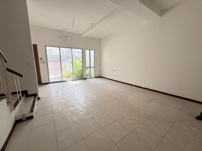 Rumah Teres 2 Tingkat untuk Disewa di Teluk Kumbar (Penang) - Jocellynn Lee - PropertyGuru.com.my