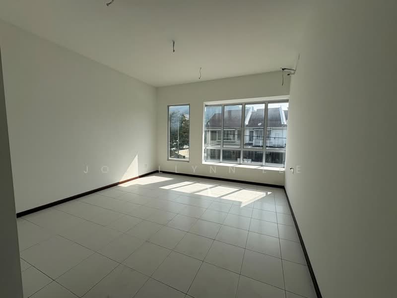 Rumah Teres 2 Tingkat untuk Disewa di Teluk Kumbar (Penang) - Jocellynn Lee - PropertyGuru.com.my