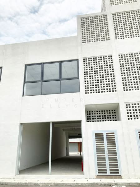 Kedai / Pejabat untuk Disewa di Kota Warisan (Sepang) - Puteri Ellysha - Exterior - PropertyGuru.com.my