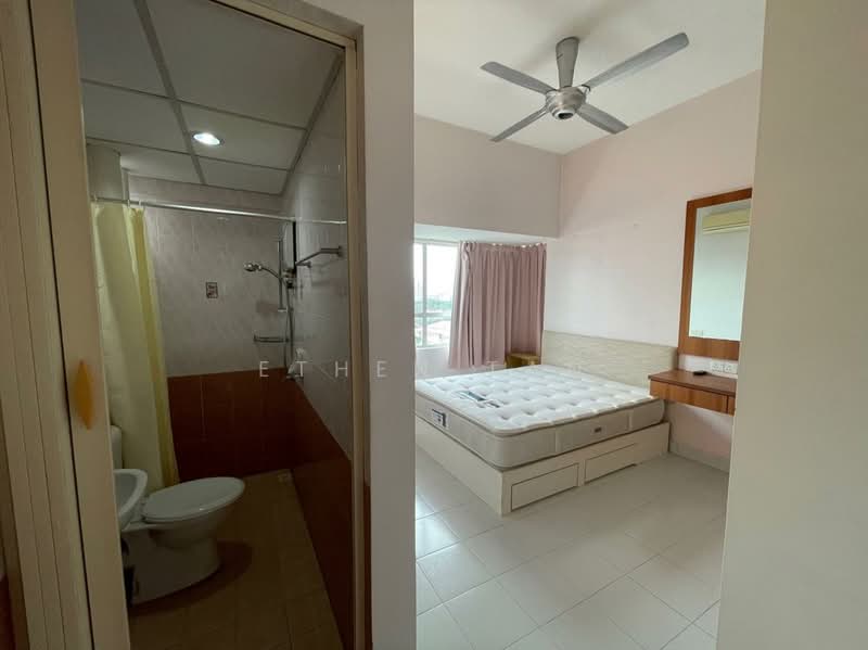 Kondominium untuk Disewa di University Place (Plaza Ivory) - Ethen Tan - Bathroom - PropertyGuru.com.my