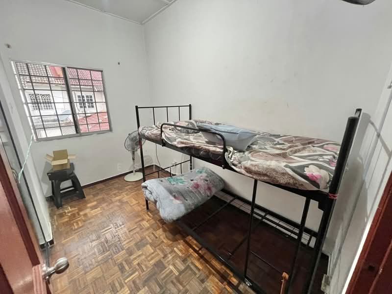 Rumah Teres 2 Tingkat untuk Disewa di Klang (Selangor) - Esther Ng - Bedroom - PropertyGuru.com.my