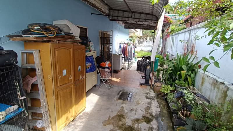 Rumah Berkembar untuk Dijual di Subang (Selangor) - Syamsul Ilham - Exterior - PropertyGuru.com.my