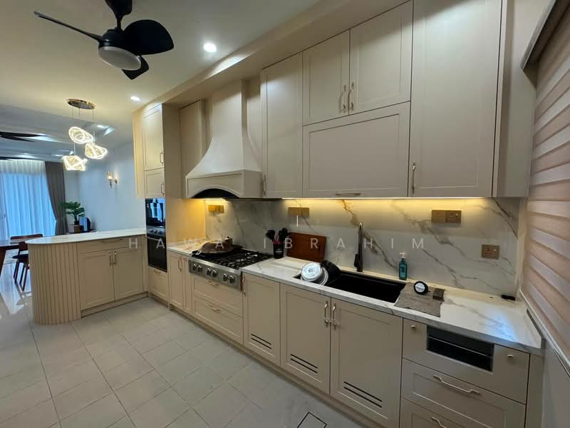 2-storey Terraced House for Rent in Dengkil (Selangor) - Hawa Ibrahim - Kitchen - PropertyGuru.com.my
