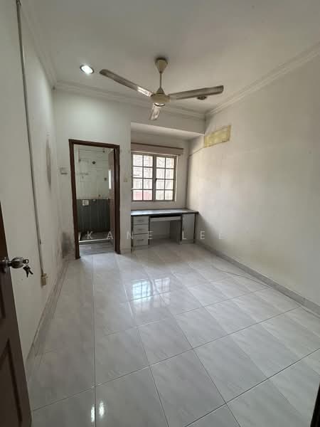 2-storey Terraced House for Sale in Bukit Rahman Putra (Sungai Buloh) - Kane Lee - PropertyGuru.com.my