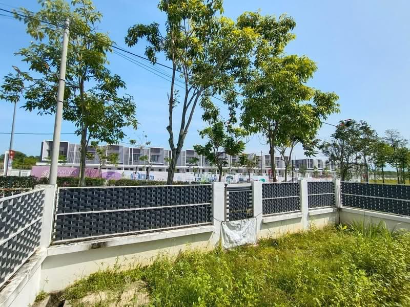 Rumah Teres 2 Tingkat untuk Dijual di Bandar Tasik Puteri (Rawang) - Rohani Daud - Exterior - PropertyGuru.com.my