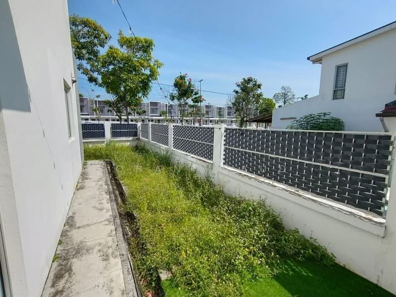 Rumah Teres 2 Tingkat untuk Dijual di Bandar Tasik Puteri (Rawang) - Rohani Daud - Exterior - PropertyGuru.com.my