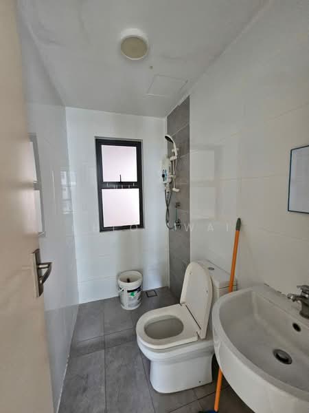 Condominium for Sale at Trinity Aquata - Chloe Wai - Bathroom - PropertyGuru.com.my