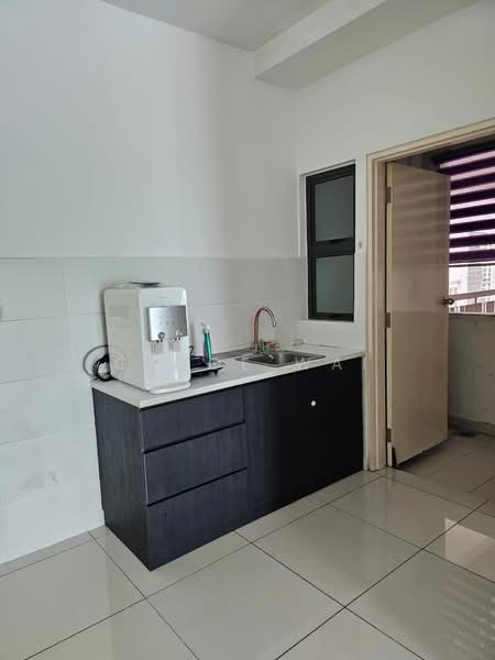 Condominium for Sale at Trinity Aquata - Chloe Wai - Kitchen - PropertyGuru.com.my