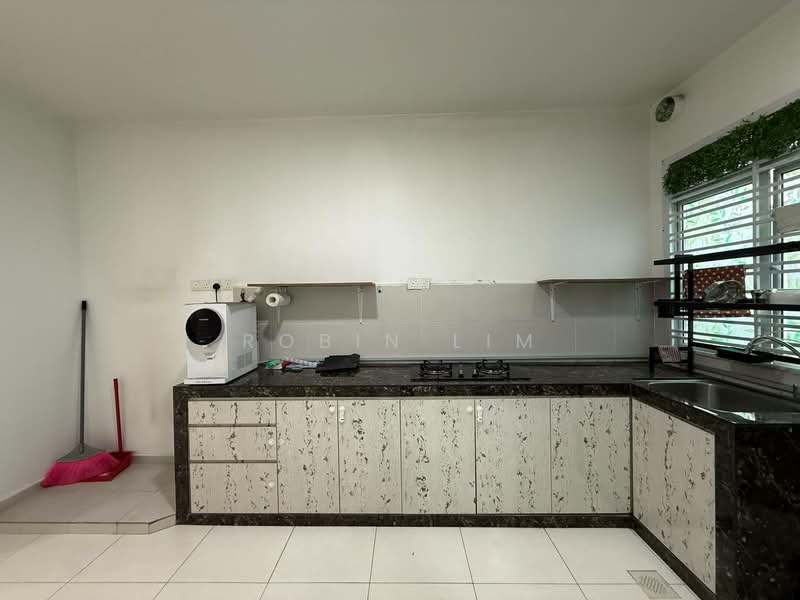 Rumah Teres 2 Tingkat untuk Dijual di Taman Scientex Senai (Senai) - Robin Lim - Kitchen - PropertyGuru.com.my