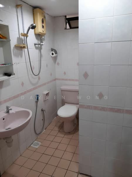 Condominium for Rent at Vista Komanwel C - DARREN WONG - Bathroom - PropertyGuru.com.my
