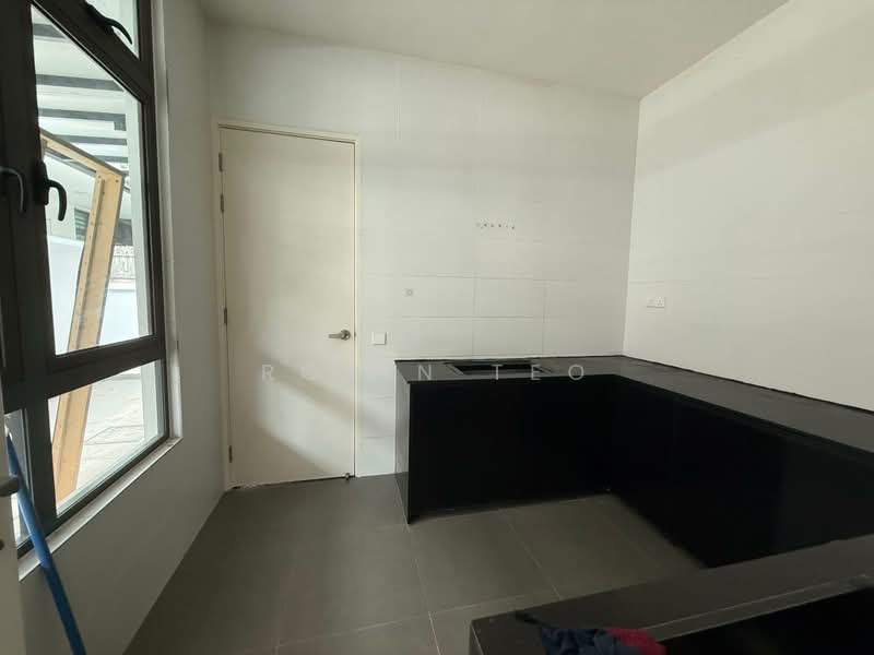 Cluster House for Sale in Eco Botanic (Iskandar Puteri (Nusajaya)) - Robin Teo - Kitchen - PropertyGuru.com.my