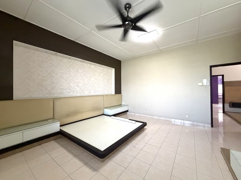 Rumah Teres 2 Tingkat untuk Dijual di Bandar Bukit Tinggi 2 (Klang) - Tony . - Bedroom - PropertyGuru.com.my
