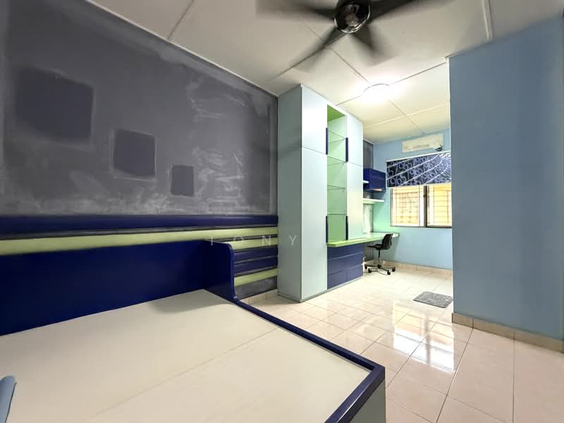 Rumah Teres 2 Tingkat untuk Dijual di Bandar Bukit Tinggi 2 (Klang) - Tony . - Bedroom - PropertyGuru.com.my