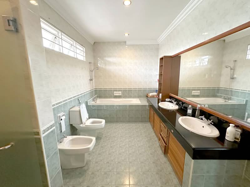 Rumah Berkembar untuk Dijual di Tropicana (Selangor) - Vincent Liaw - Bathroom - PropertyGuru.com.my