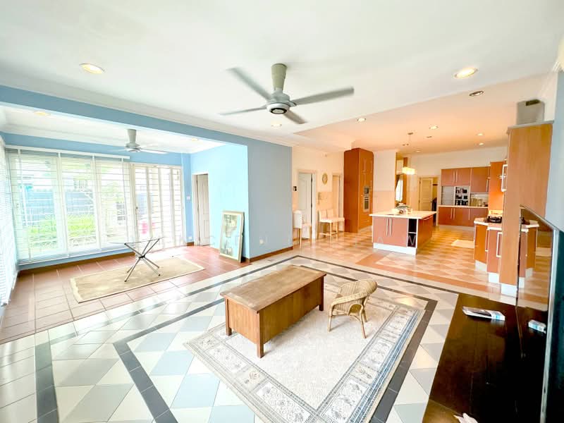 Rumah Berkembar untuk Dijual di Tropicana (Selangor) - Vincent Liaw - Living Room - PropertyGuru.com.my
