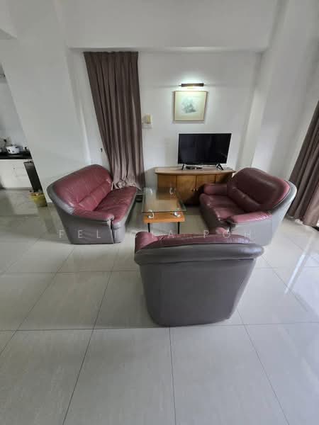 Pangsapuri untuk Disewa di Kempas Apartment - Felicia Poh - Living Room - PropertyGuru.com.my
