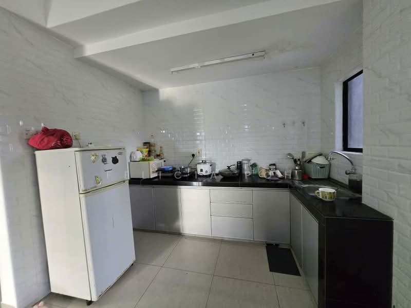 Pangsapuri untuk Disewa di Kempas Apartment - Felicia Poh - Kitchen - PropertyGuru.com.my