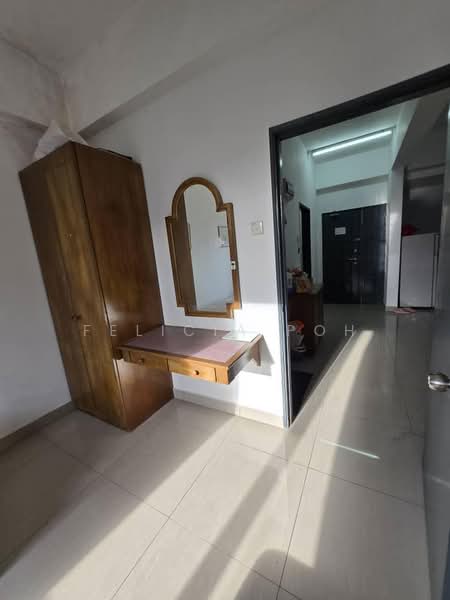 Pangsapuri untuk Disewa di Kempas Apartment - Felicia Poh - Bedroom - PropertyGuru.com.my