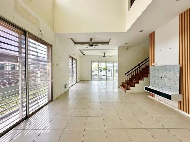 Rumah Berkembar untuk Dijual di Bandar Baru Bangi (Selangor) - Muhammad Muadz - Living Room - PropertyGuru.com.my