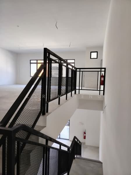 Shop / Office for Rent in Indahpura Industrial Park (Kulai) - Karen Heng - Interior - PropertyGuru.com.my