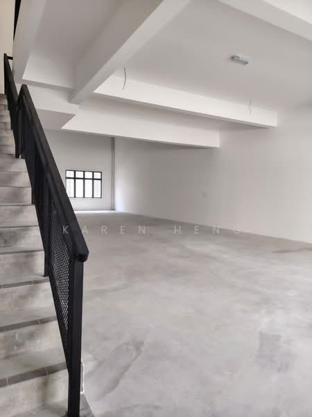 Shop / Office for Rent in Indahpura Industrial Park (Kulai) - Karen Heng - Interior - PropertyGuru.com.my