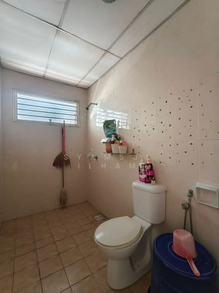 Townhouse for Sale in Kepong (Kuala Lumpur) - Syamsul Ilham - Bathroom - PropertyGuru.com.my