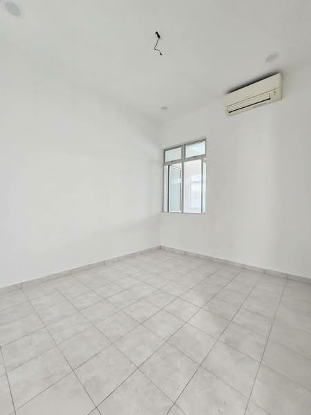 2-storey Terraced House for Sale in Taman Mount Austin (Tebrau) - Andrew Teo - Interior - PropertyGuru.com.my