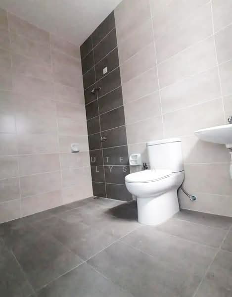 2-storey Terraced House for Sale in Dengkil (Selangor) - Puteri Ellysha - Bathroom - PropertyGuru.com.my