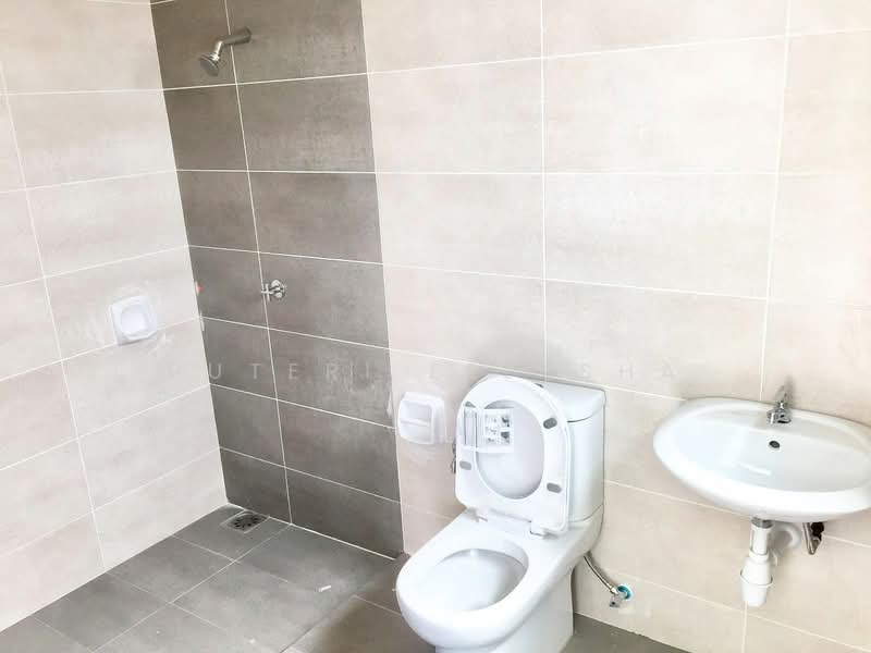 2-storey Terraced House for Sale in Dengkil (Selangor) - Puteri Ellysha - Bathroom - PropertyGuru.com.my