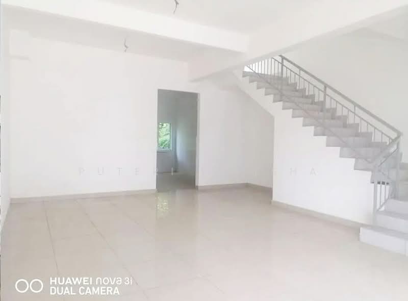 2-storey Terraced House for Sale in Dengkil (Selangor) - Puteri Ellysha - Interior - PropertyGuru.com.my